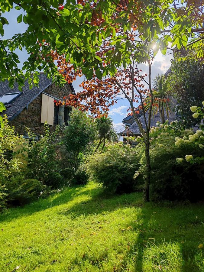 Liorzh Laboused Villa Laniscat Bagian luar foto